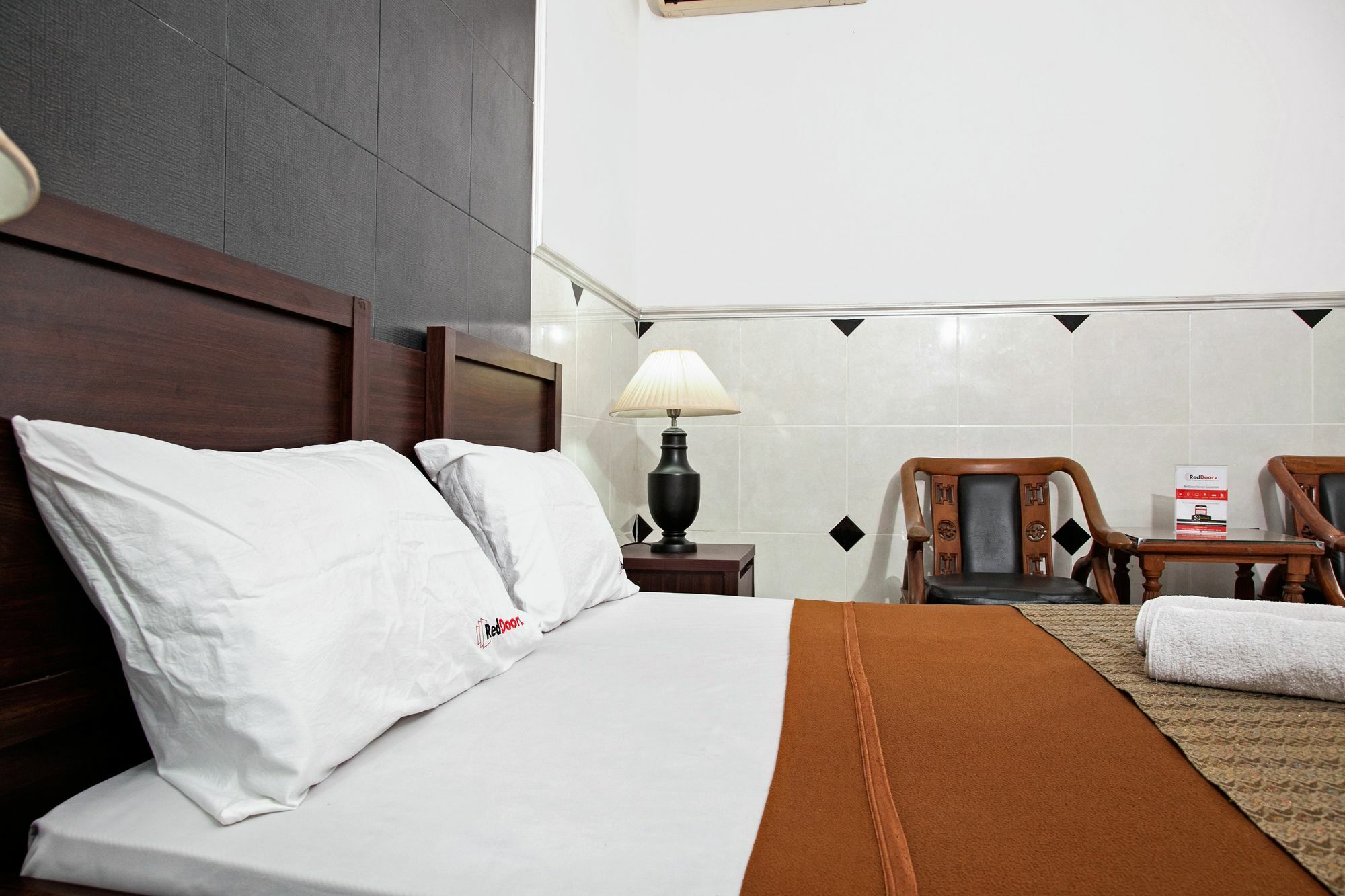 Reddoorz Near City Of Tomorrow Mall 수라바야 외부 사진